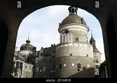 Blick auf Schloss Gripsholm bei Stockholm, Schweden, 1969. Vista del castello di Gripsholm vicino a Stoccolma, Svezia, 1969. Foto Stock