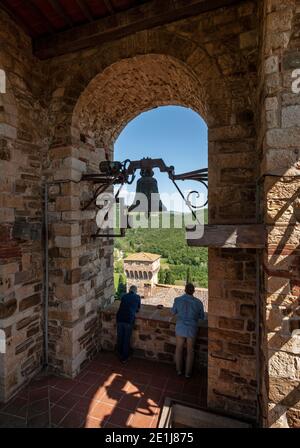 Vista panoramica dal campanile della storica abbazia di San Michele Arcangelo Passignano, Tavarnelle, Firenze. Foto Stock