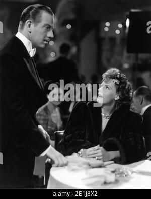 MELVYN DOUGLAS E GRETA GARBO IN DUE - DONNA DI FRONTE 1941 regista GEORGE CUKOR Metro Goldwyn Mayer Foto Stock