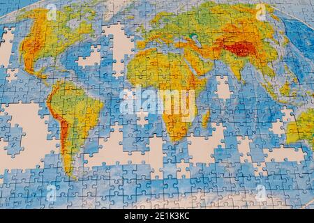 Puzzle della mappa del mondo. Sfondo turistico Foto Stock