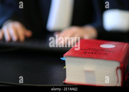 Donna francese avvocato primo piano - concetto di legge Foto Stock