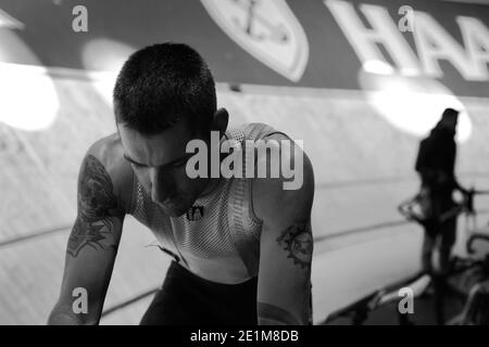 Sei giorni di gara di ciclismo su pista di Brema all'OVB Arena di Brema, Germania, gennaio 2016 Foto Stock