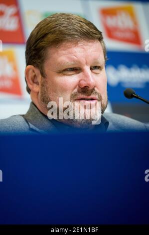 Il nuovo capo allenatore di Gent Hein Vanhaezebrouck ha raffigurato durante una conferenza stampa della squadra di calcio belga KAA Gent, in vista del giorno avanzato della Jupiler Pro League Foto Stock