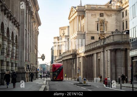 Londra - strade tranquille dalla banca d'Inghilterra durante il Blocco del coronavirus Foto Stock