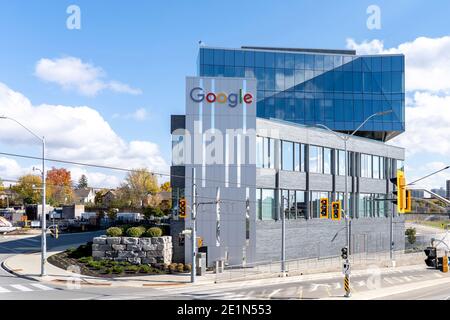Kitchener-Waterloo, ON, Canada - 17 ottobre 2020: Sede di Google a Kitchener-Waterloo, Ontario, Canada Foto Stock