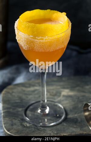 Cocktail Boozy Brandy Crosta con zucchero e limone Foto Stock