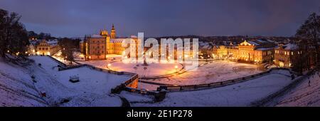 Coburg, Schlossplatz al tramonto d'inverno Foto Stock