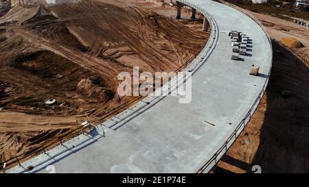 Ponte in costruzione a Varsavia Polonia. Antenna. Foto di alta qualità Foto Stock