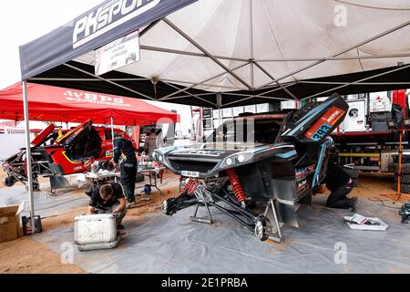 Hal'il, Italia. 9 gennaio 2021. PH Sport Mechanic durante il giorno di riposo della Dakar 2021 a Ha'il, in Arabia Saudita il 9 gennaio 2021 - Photo Frederic le Floc& 039;h/DPPI/LM Credit: Gruppo editoriale LiveMedia/Alamy Live News Foto Stock