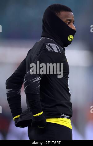 Lipsia, Germania. 09 gennaio 2021. Calcio: Bundesliga, RB Leipzig - Borussia Dortmund, Matchday 15 alla Red Bull Arena. Youssoufa Moukoko di Dortmund entra nello stadio. Credit: Jan Woitas/dpa/dpa-Zentralbild/dpa/Alamy Live News Foto Stock