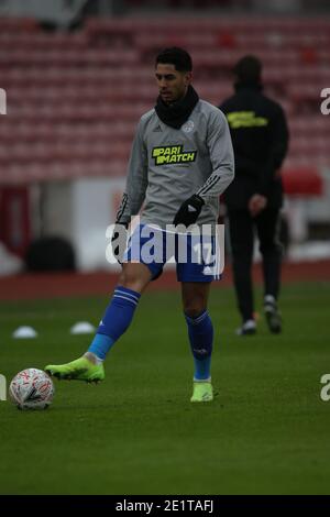 Stoke on Trent, Regno Unito. 09 gennaio 2021. Leicester City Forward Ayoze Pérez (17) si è scaldato durante la partita della fa Cup tra Stoke City e Leicester City allo stadio bet365, Stoke-on-Trent, Inghilterra, il 9 gennaio 2021. Foto di Jurek Biegus. Solo per uso editoriale, è richiesta una licenza per uso commerciale. Nessun utilizzo nelle scommesse, nei giochi o nelle pubblicazioni di un singolo club/campionato/giocatore. Credit: UK Sports Pics Ltd/Alamy Live News Foto Stock