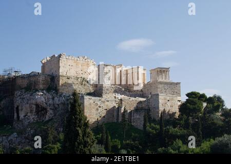 Atene, Grecia - 9 gennaio 2021: Vista sull'Acropoli di Atene, Grecia Foto Stock