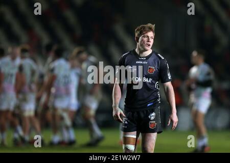 Newport, Regno Unito. 09 gennaio 2021. Nick Tompkins dei Dragons guarda sopra. Guinness Pro14 Rugby, Dragons v Ospreys Rugby alla Rodney Parade di Newport sabato 9 gennaio 2021. pic di Andrew Orchard/Andrew Orchard sports photography/Alamy Live news Credit: Andrew Orchard sports photography/Alamy Live News Foto Stock