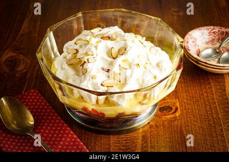 Trifle fatto con oroscata di sangue Foto Stock