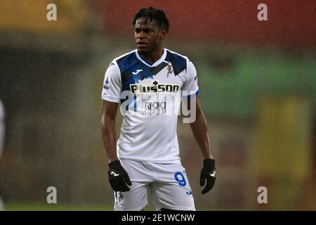 Benevento, Italia. 09 gennaio 2021. Duvan Zapata (Atalanta) durante la Serie A match tra Benevento Calcio e Atalanta BC allo Stadio Comunale Ciro Vigorito il 09 gennaio 2021 a Benevento, Italia. (Foto di Giuseppe fama/Pacific Press) Credit: Pacific Press Media Production Corp./Alamy Live News Foto Stock