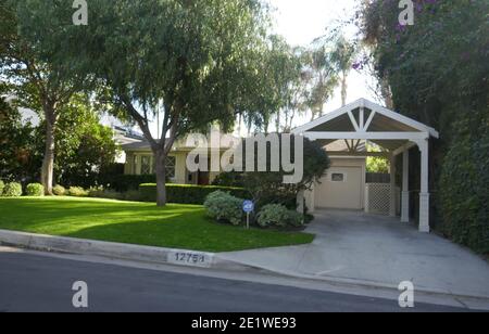 Studio City California, USA 9 gennaio 2021 UNA visione generale dell'atmosfera di ex residenza/casa dell'attore Kevin McCarthy a 12425 Sarah Street il 9 gennaio 2021 a Studio City, California, USA. Foto di Barry King/Alamy Stock foto Foto Stock