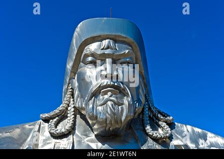 Ritratto di Gengis Khan, Statua equestre di Gengis Khan, Parco a tema di Gengis Khan, complesso di statue di Chinggis Khaan, Tsonjin Boldog, Mongolia Foto Stock