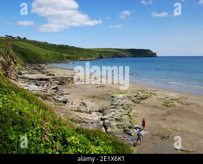 Spiaggia di Carne e NAre Head, Veryan, Cornovaglia. Foto Stock