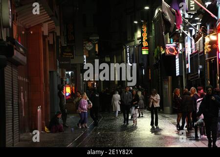 Liverpool, UK - Ottobre 10 2020: Mathew Street a Liverpool il Sabato sera. Foto Stock