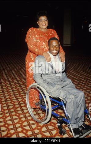 NELL CARTER con Reggie Green f1301 credito: Ralph Dominguez/MediaPunch Foto Stock