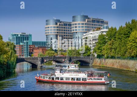 Spree, Meierei Bolle, Spreebogen, Alt-Moabit, Moabit di Berlino, Deutschland Foto Stock
