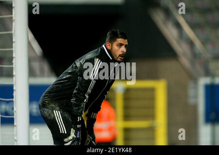 LEUVEN, BELGIO - GENNAIO 10: L-R: Rafael Romo di OH Leuven durante la Pro League match tra OH Leuven e RSC Anderlecht all'Eneco Stadium di Janua Foto Stock