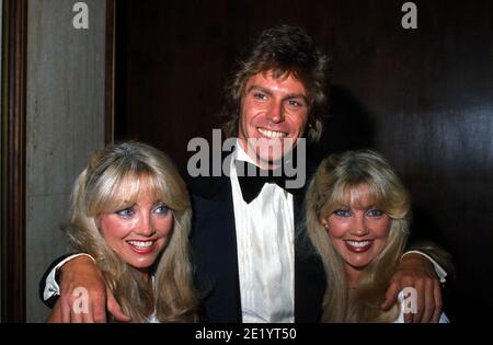 JEFF CONAWAY CON Candi Brough e Randi Brough Credit: Ralph Dominguez/MediaPunch Foto Stock