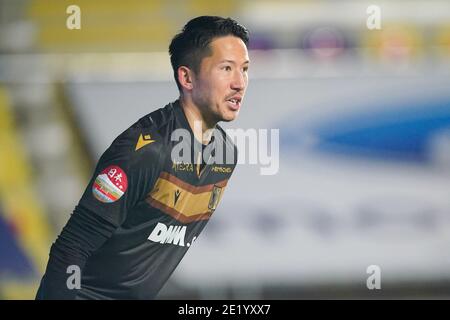 SINT TRUIDEN, BELGIO - GENNAIO 10: Portiere Daniel Schmidt di Sint Truidense VV durante la Pro League match tra STVV e Club Brugge a Stayen Foto Stock