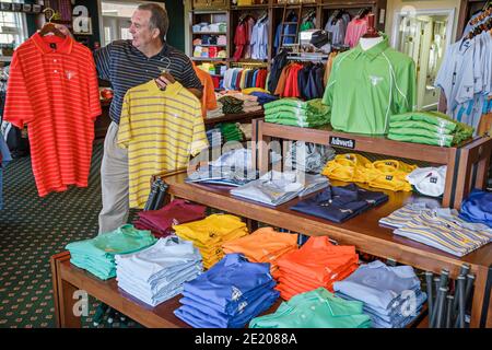 Alabama Greenville Cambrian Ridge Golf Course, Robert Trent Jones Golf Trail giocatore di golf uomo Pro negozio, camicie shopping shopper, Foto Stock