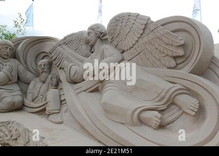 Angel Gabriel e Shepherds scultura come arte di sabbia a Maspalomas Isole Canarie Spagna Foto Stock