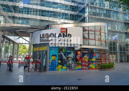 Legoland, Sony-Center, Potsdamer Platz e il Tiergarten, nel quartiere Mitte di Berlino, Deutschland Foto Stock