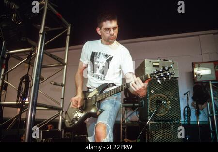 Shellac che si esibisce presso l'A.T.P All Tomorrows Parties Festival, dal 19 al 21 aprile 2002, Camber Sands, Rye, West Sussex, Inghilterra, Regno Unito. Foto Stock