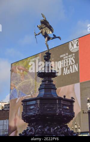 Shaftesbury Memorial Fountain aka Eros, Piccadilly Circus, Londra Foto Stock