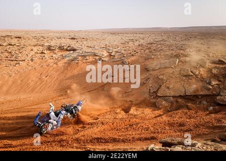 Neom, Arabia Saudita. 11 Gennaio 2021. 99 Vega Puerta Javier (esp), Yamaha, Pont Grup Yamaha, originale di Motul, Moto, Bike, crash d'azione, incidente durante l'ottava tappa della Dakar 2021 tra Sakaka e Neom, in Arabia Saudita il 11 gennaio 2021 - Foto Frederic le Floc& 039;h/DPPI/LM Credit: Gruppo Editoriale LiveMedia/Alamy Live News Foto Stock