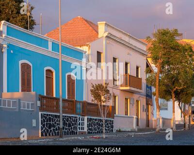 Casa cittadina tradizionale (Sobrado). Sao Filipe, la capitale dell'isola. Isola di Fogo (Ilha do Fogo), parte di Capo Verde nell'atlantico centrale. Foto Stock