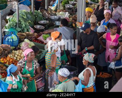 Mercado Municipale di Praia a Platone. La capitale Praia sull'isola di Santiago (Ilha de Santiago), Capo Verde nell'atlantico equatoriale. Foto Stock