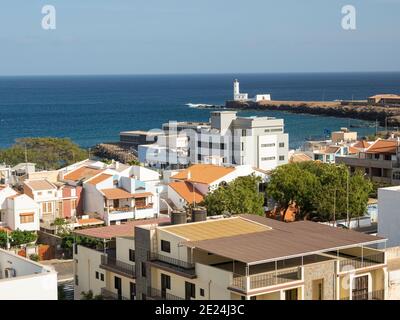 Vista sul quartiere Prainha. La capitale Praia sull'isola di Santiago (Ilha de Santiago), Capo Verde nell'atlantico equatoriale. Foto Stock