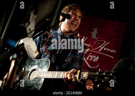 Il musicista Charlie Simpson Foto Stock