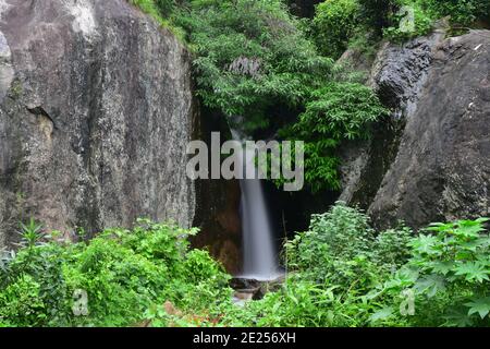 Cascate di Tiger a Bodimettu, Tamilnadu Foto Stock