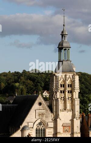 Chiesa di Sainte Croix (Santa Croce), Bernay, Francia. Foto Stock