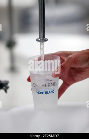 Terme di Saint-Gervais Mont-Blanc. Saint-Gervais Mont-Blanc è una delle 11 sorgenti termali francesi che sono riconosciute per il loro essere dermatologico Foto Stock