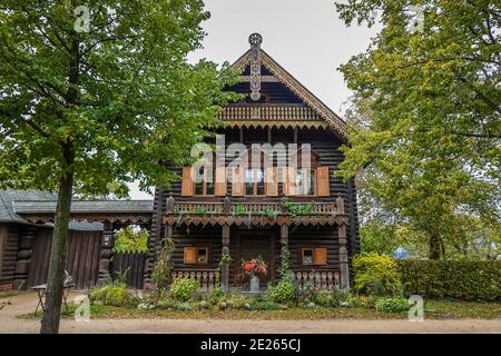 Holzhaus, Russische Kolonie Alexandrowka, Potsdam, Brandeburgo, Deutschland Foto Stock