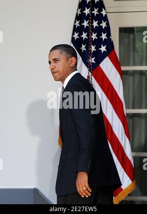 Il presidente DEGLI STATI UNITI Barack Obama torna all'Ufficio ovale dopo aver nominato Richard Cordray come direttore del Consumer Financial Protection Bureau (CFPB) durante un evento nel Rose Garden alla Casa Bianca a Washington, DC, 18 luglio 2011. Cordray è stato avvocato generale dell'Ohio da gennaio 2009 a gennaio 2011.Photo da Olivier Douliery/ABACAPRESS.COM Foto Stock