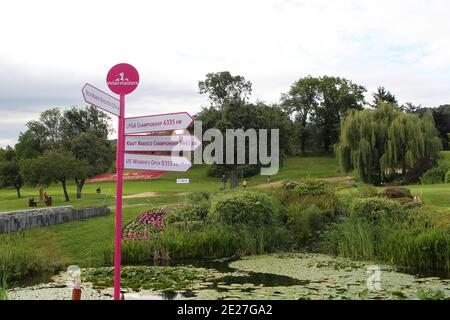 LPGA Major Championships Direction sign è visto sul Golf Club Evian durante il secondo round del Masters Evian, a Evian-les-Bains, Alpi francesi, Francia il 22 luglio 2011. Foto di Manuel Blondau/ABACAPRESS.COM Foto Stock