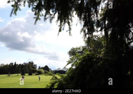 Una visione generale della 6° buca durante l'ultimo round dei Maestri Evian al golf club Evian Masters, a Evian-les-Bains, Alpi francesi, Francia, il 24 luglio 2011. Foto di Manuel Blondau/ABACAPRESS.COM Foto Stock