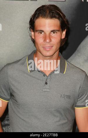 Rafael Nadal rivela la sua nuova campagna pubblicitaria per Armani Jeans in Macy's Herald Square a New York City, NY, USA il 25 agosto 2011. Foto di Elizabeth Pantaleo/ABACAPRESS.COM Foto Stock