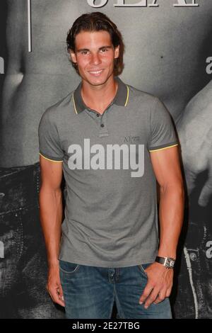Rafael Nadal rivela la sua nuova campagna pubblicitaria per Armani Jeans in Macy's Herald Square a New York City, NY, USA il 25 agosto 2011. Foto di Elizabeth Pantaleo/ABACAPRESS.COM Foto Stock