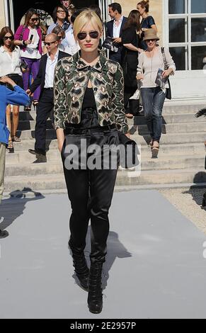 Anna Sherbinina arriva alla mostra della collezione Christian Dior Primavera-Estate 2012 Ready-to-Wear che si tiene il 30 settembre 2011 al Rodin Museum di Parigi. Foto di Giancarlo Gorassini/ABACAPRESS.COM Foto Stock