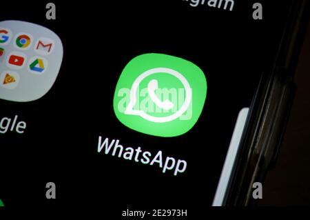 Nello smartphone visualizzare, App WhatsApp Foto Stock
