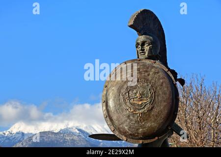 Leonidas, il leggendario re dell'antica Sparta, che morì combattendo gli invasori persiani a Termopile nel 479 a.C., nella città di Sparta, Laconia, Grecia Foto Stock